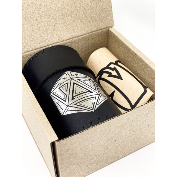 Стакан для кубиков D20 черный Dice Cup