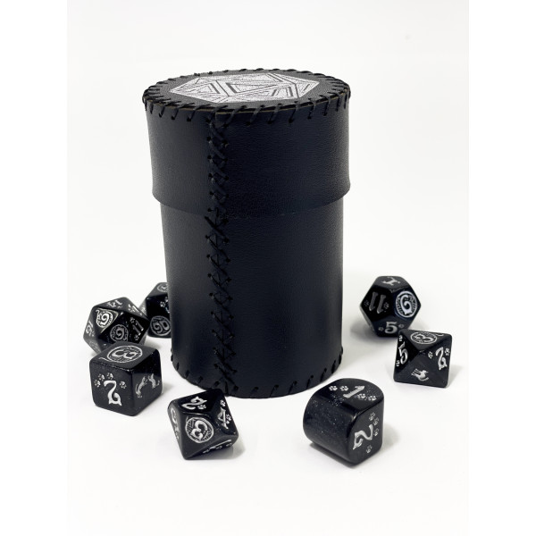 Стакан для кубиков D20 черный Dice Cup