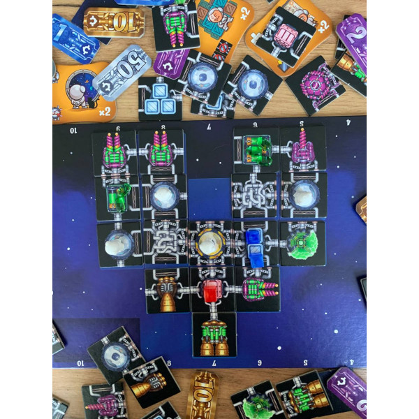 Настільна гра Космобійники (Galaxy Trucker)