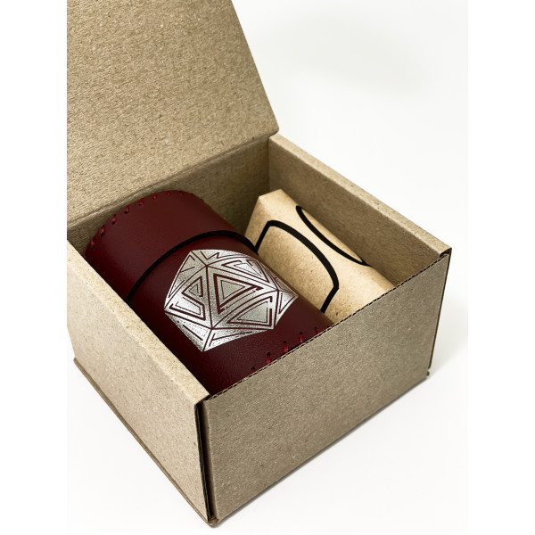 Стакан для кубиков D20 бургунди Dice Cup