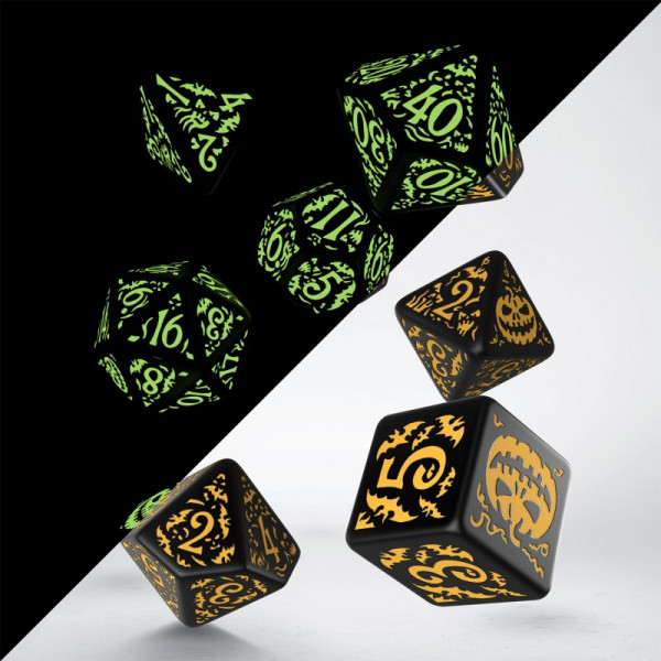 Набор кубиков Halloween Pumpkin Black & Glow in the dark Dice Set (7)