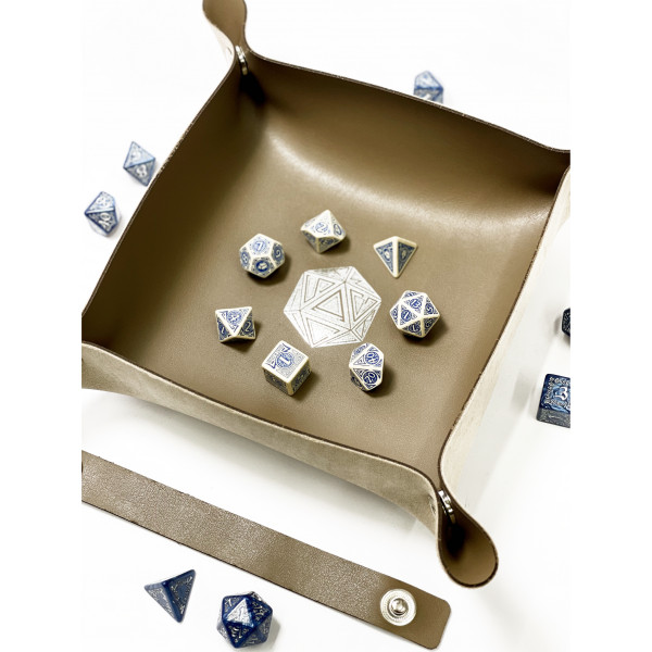Лоток для кубиков D20 коричневый Dice Tray
