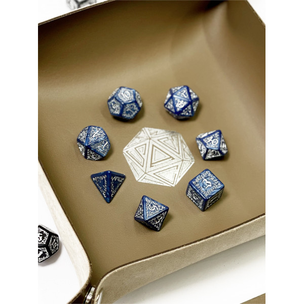 Лоток для кубиков D20 коричневый Dice Tray
